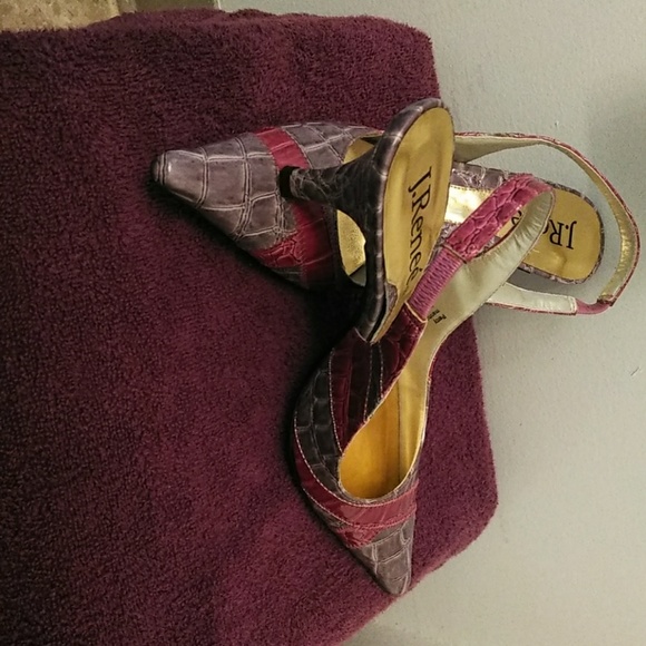 Shoes - Picture 5 of 6